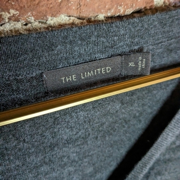 The Limited XL Dark Gray Wool Blend Pullover Scoop‎ Neck Sweater - Picture 4 of 10